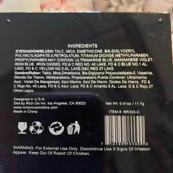 Eyeshadow ladies Muti Color Palette - Picture 2 of 2